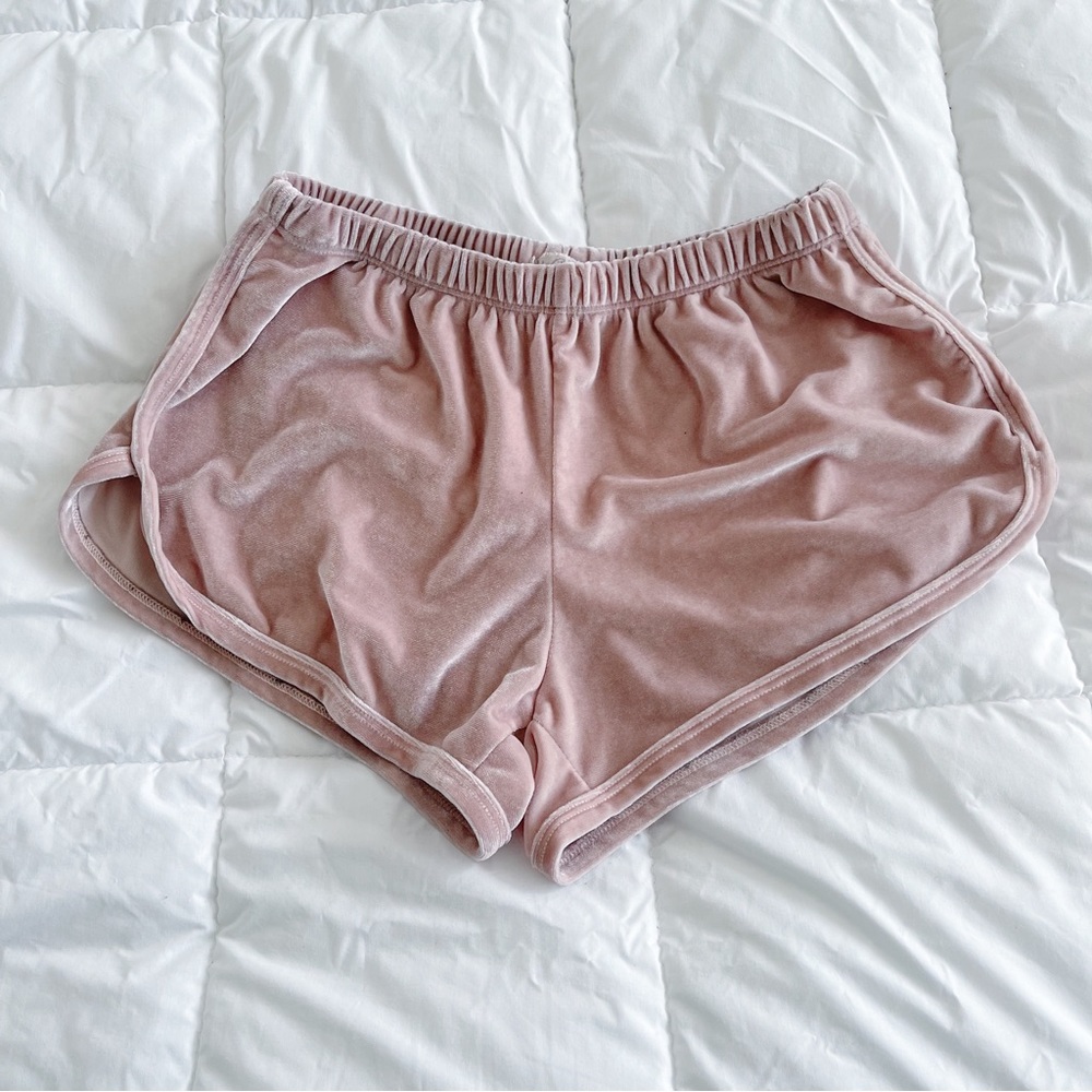 Brandy Melville Velvet Shorts - Pink - Picture 2 of 4